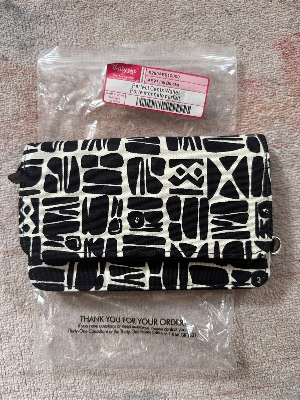 Thirty-one Perfect Cents Black & White Patterned Wallet